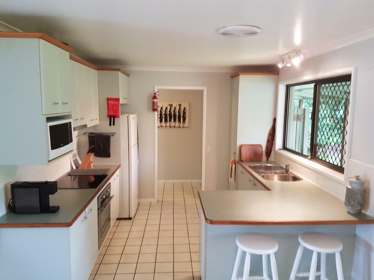 Вилла Beerwah House Экстерьер фото